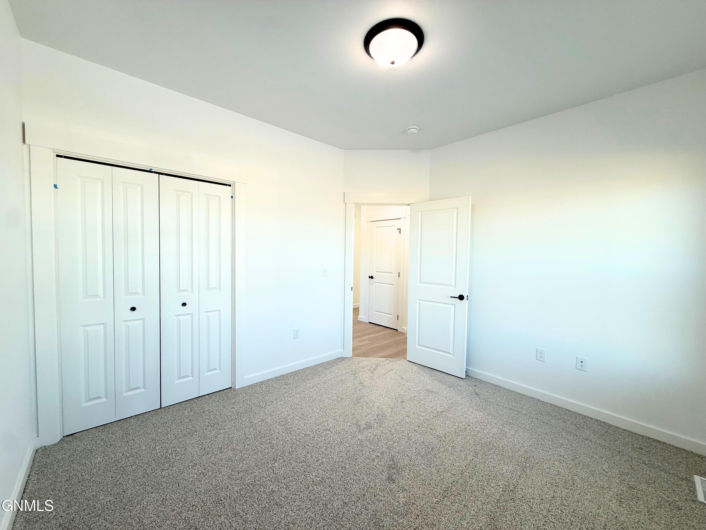 13370 Meadow Creek Street