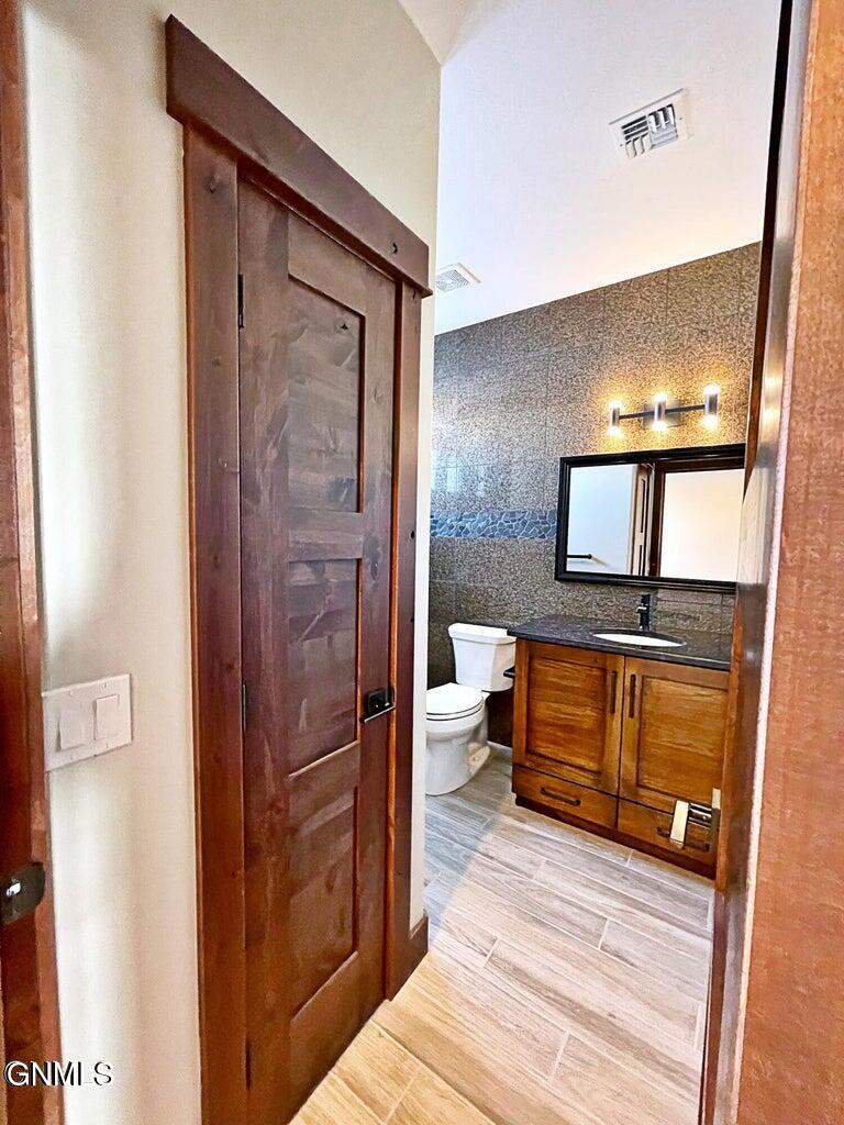 14044 48th Street NW