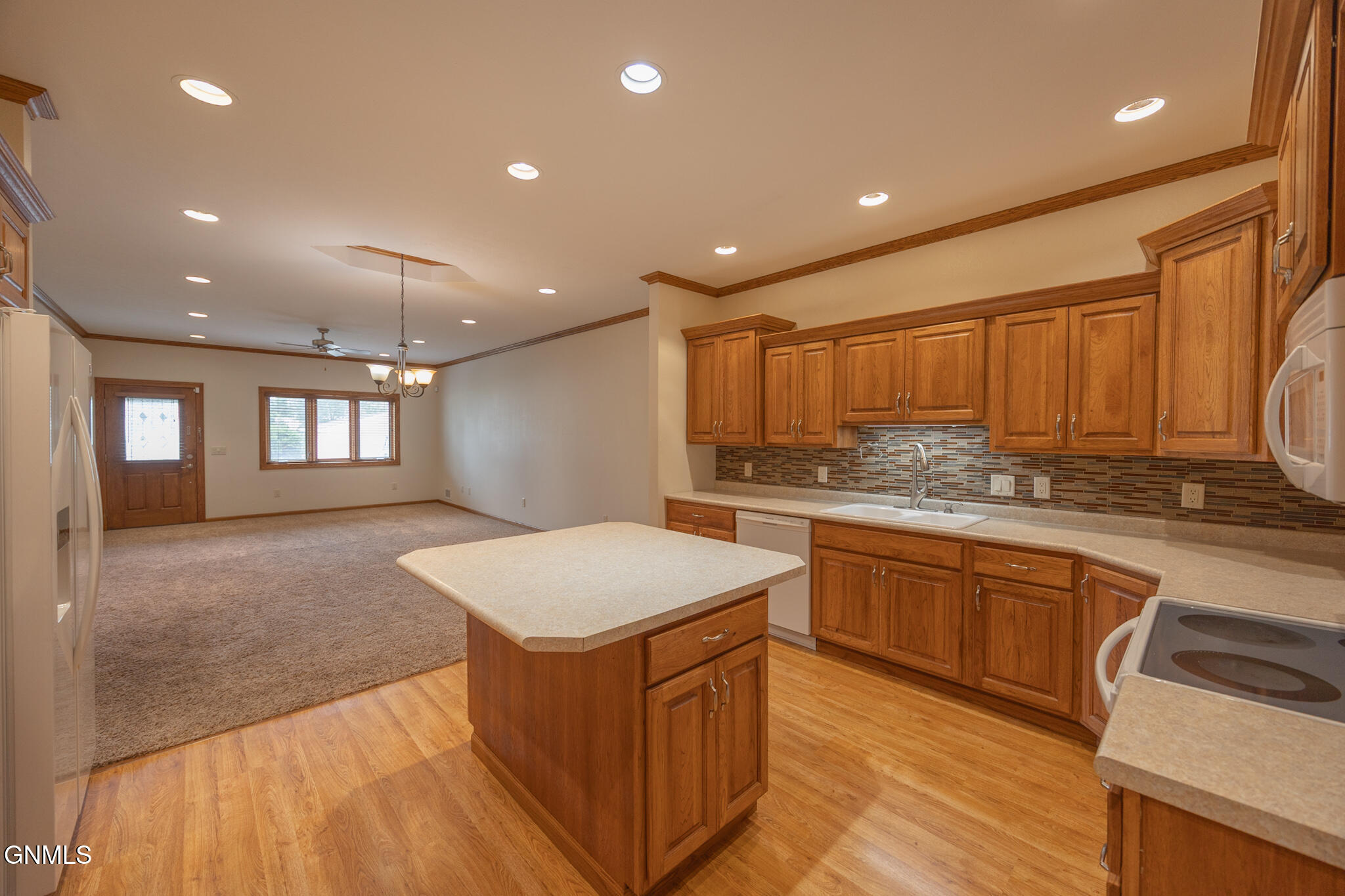 708 5th Street W