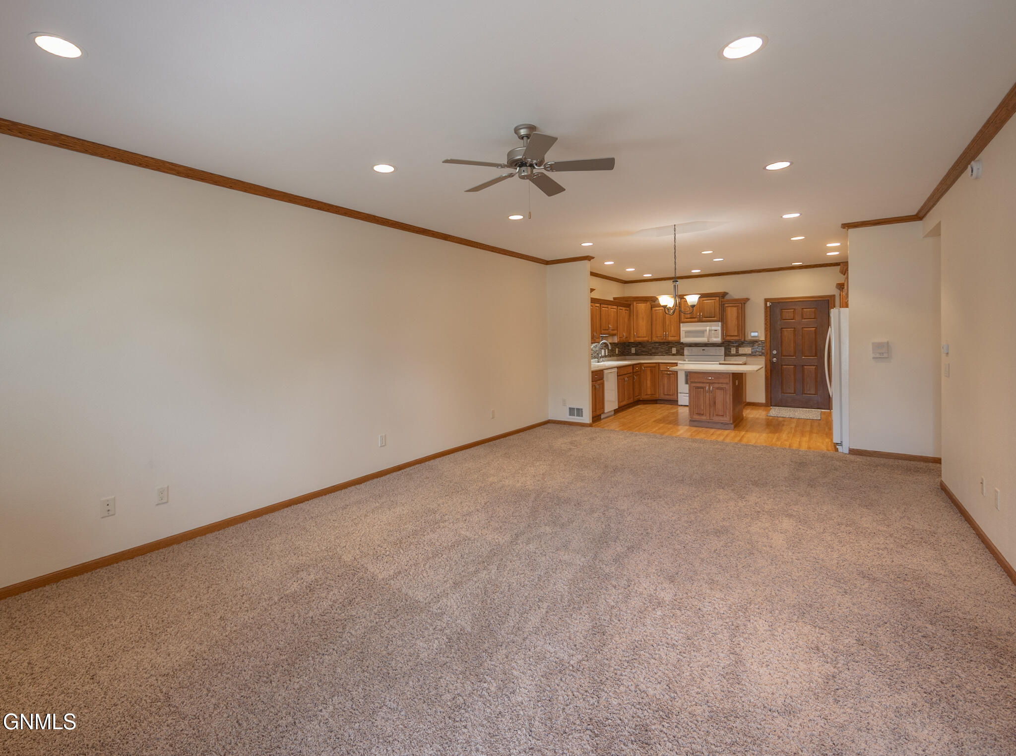 708 5th Street W