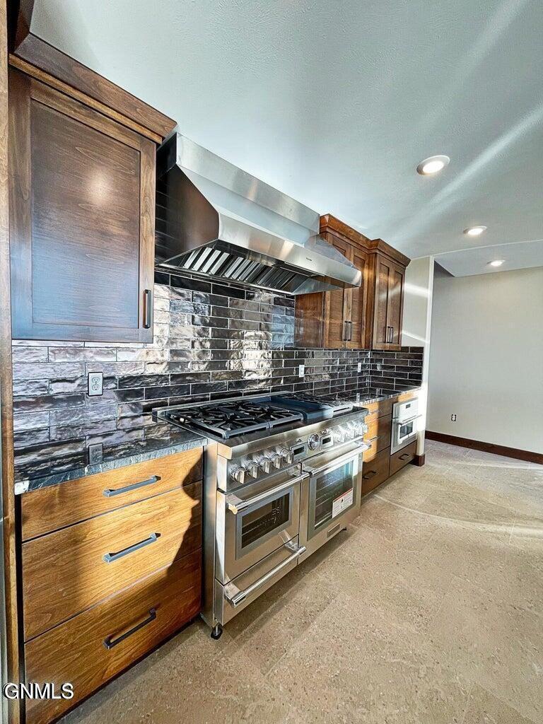 14044 48th Street NW