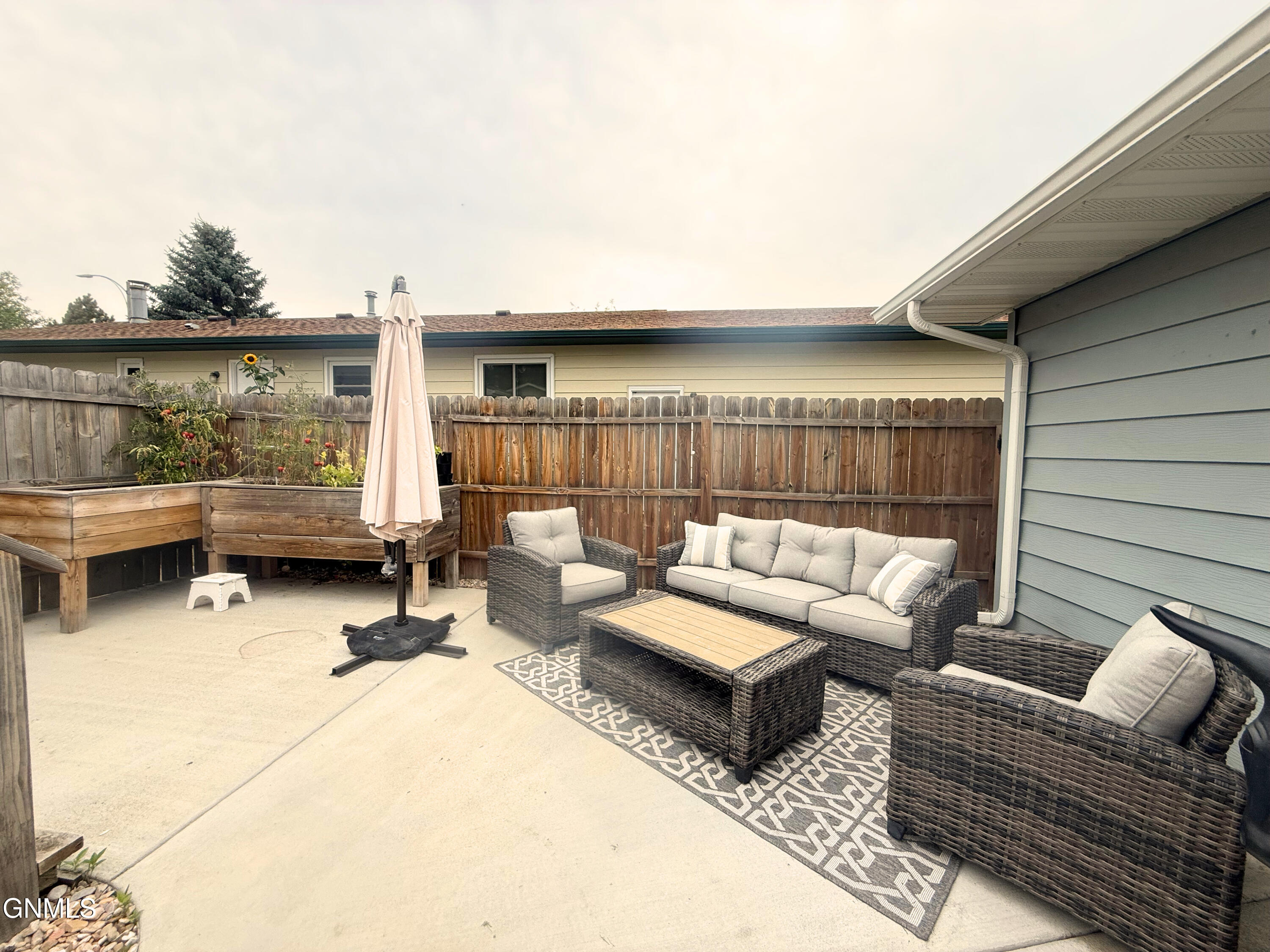 2316 8th Avenue E
