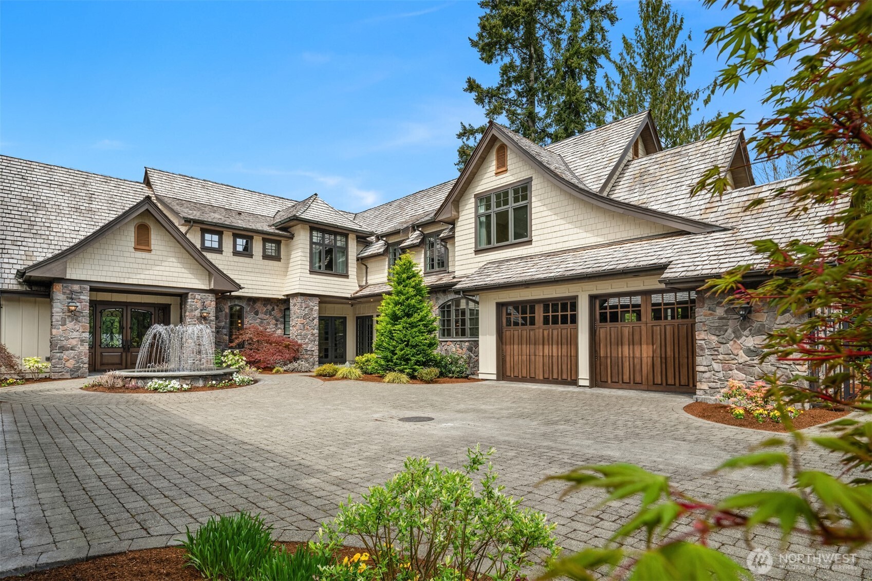 745 250th Lane NE