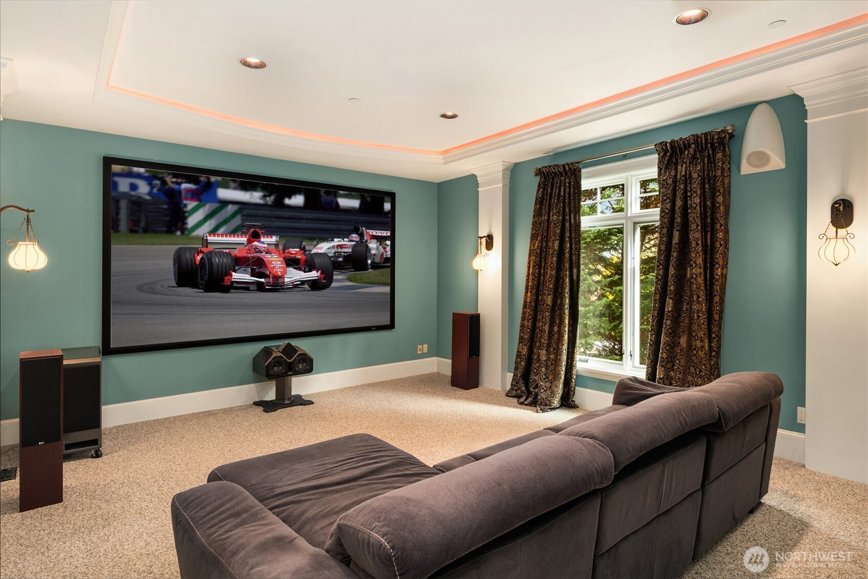 745 250th Lane NE