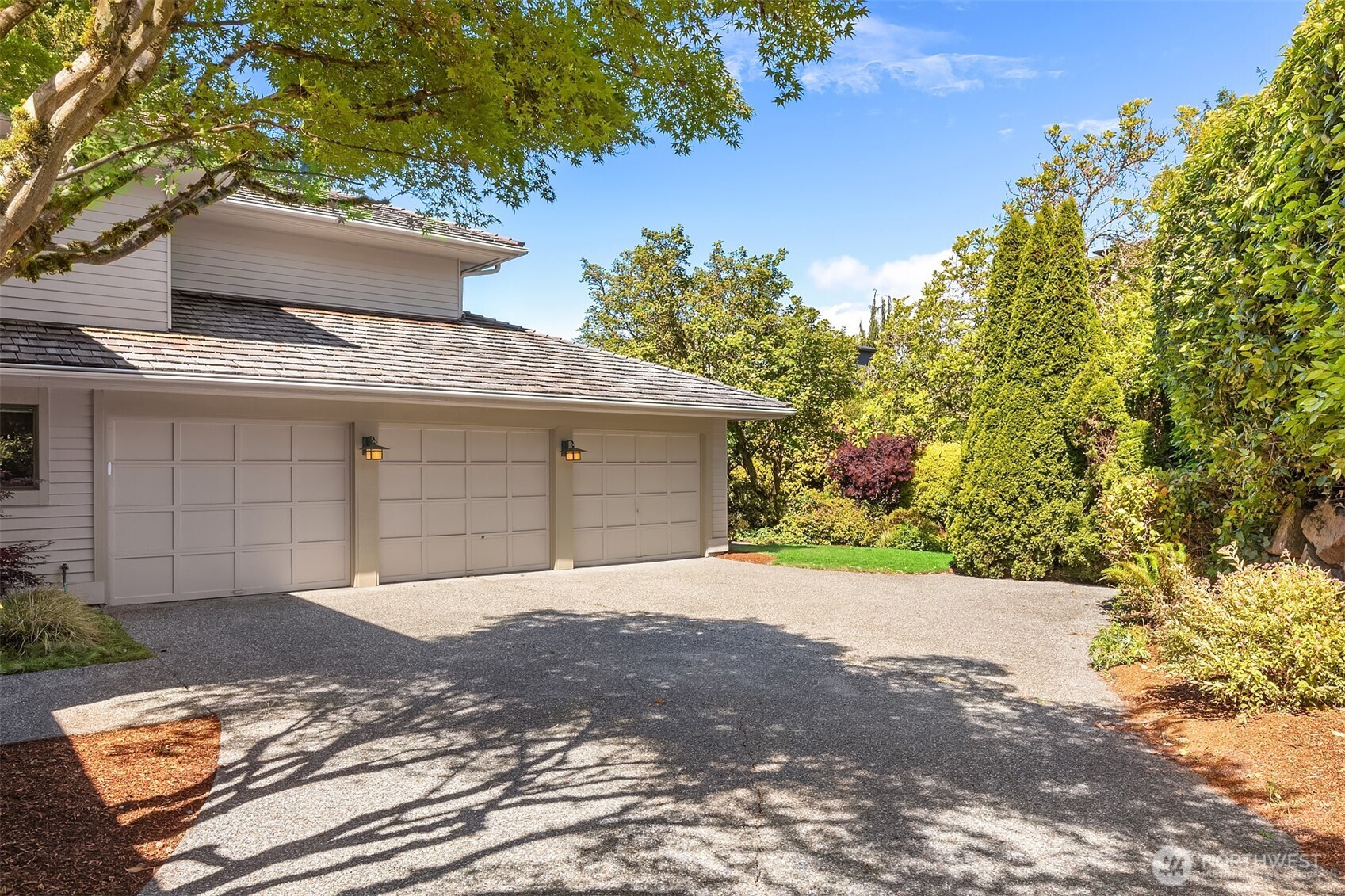 9636 NE 30th Place