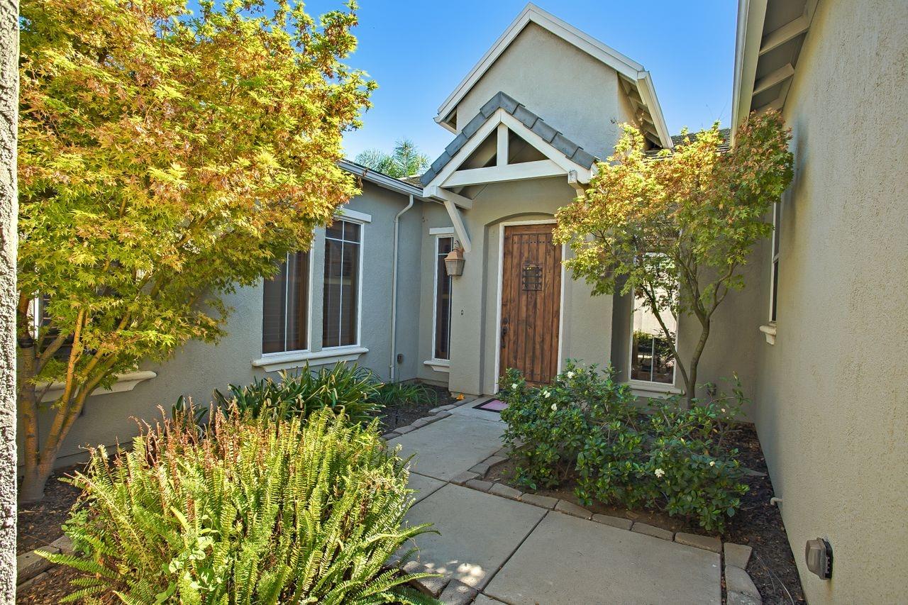 9474 Mourverde Court