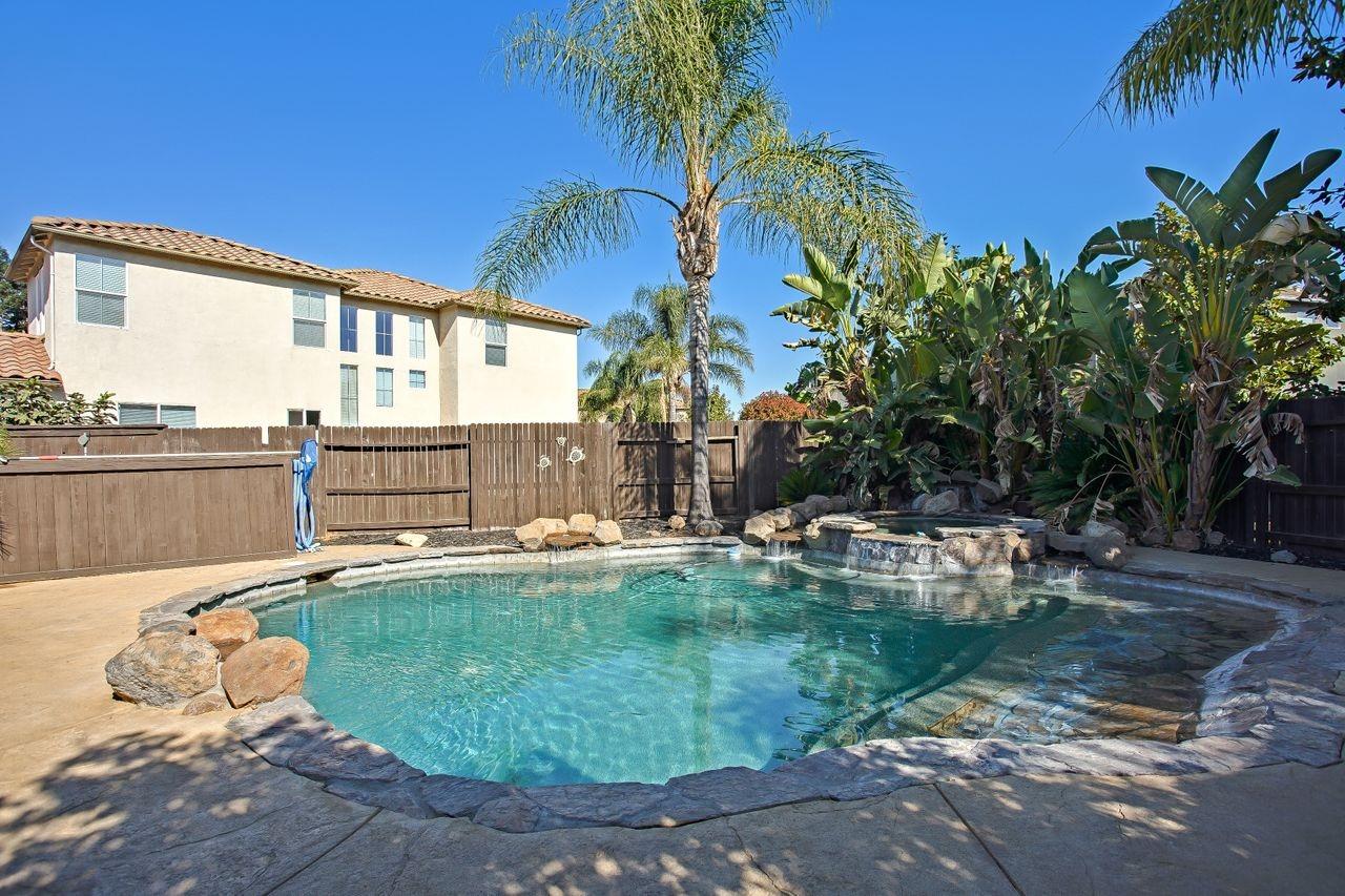 9474 Mourverde Court