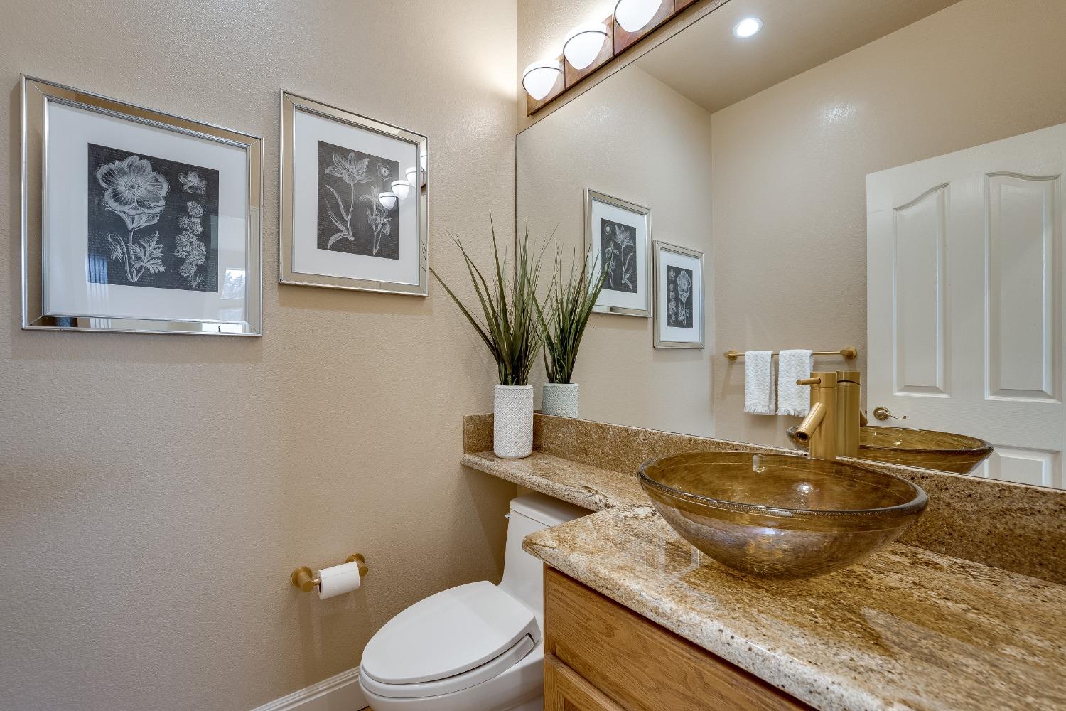 2217 Ridgepointe Court