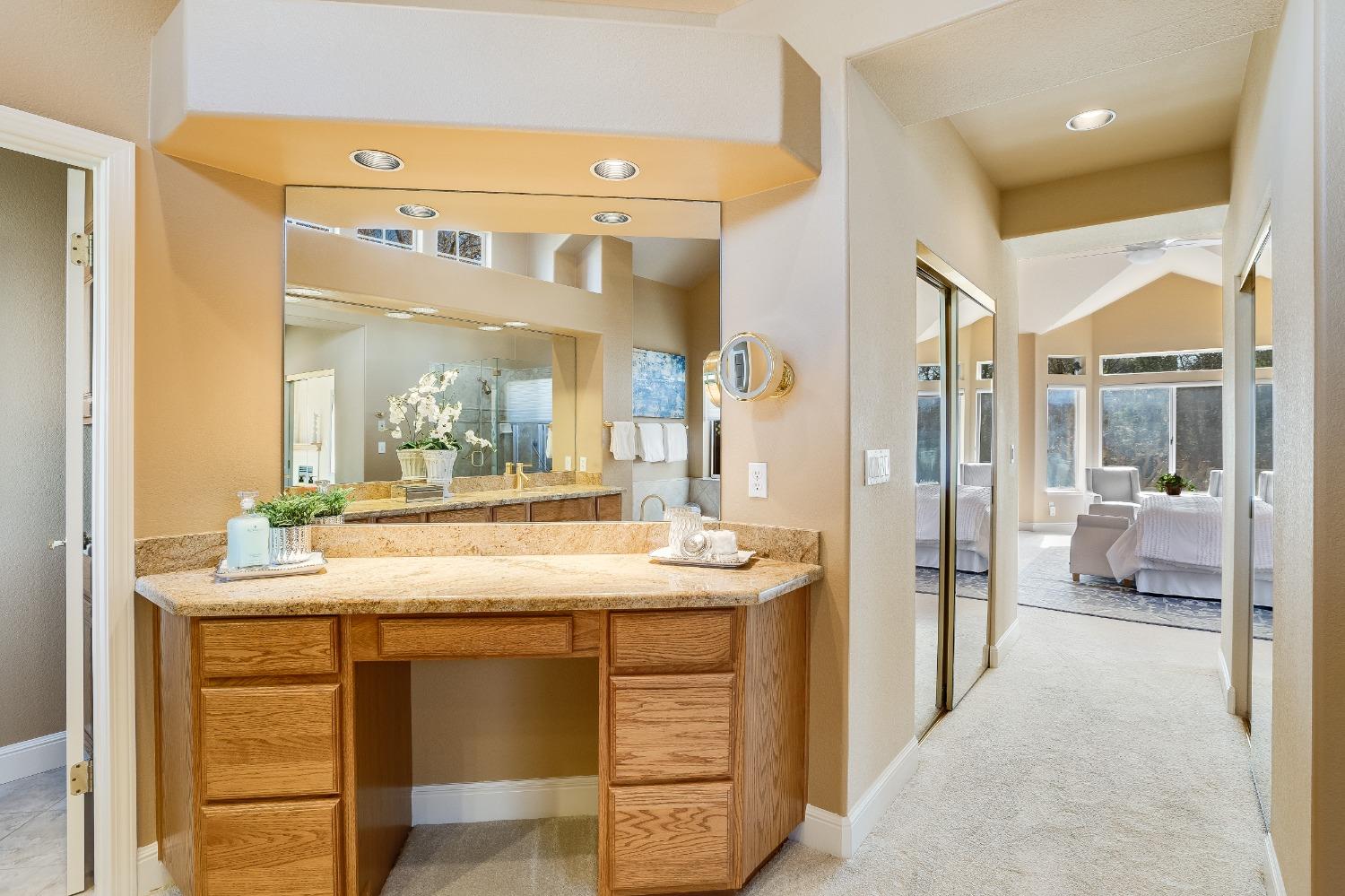 2217 Ridgepointe Court