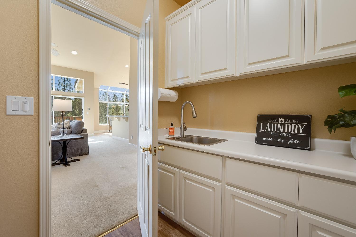 2217 Ridgepointe Court