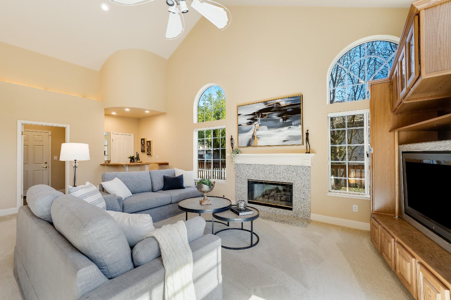 2217 Ridgepointe Court