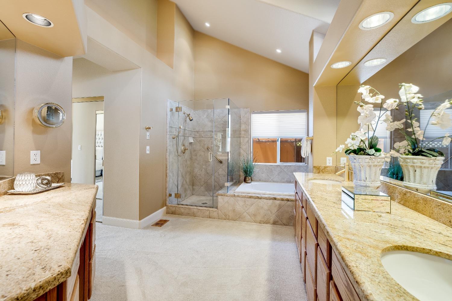 2217 Ridgepointe Court