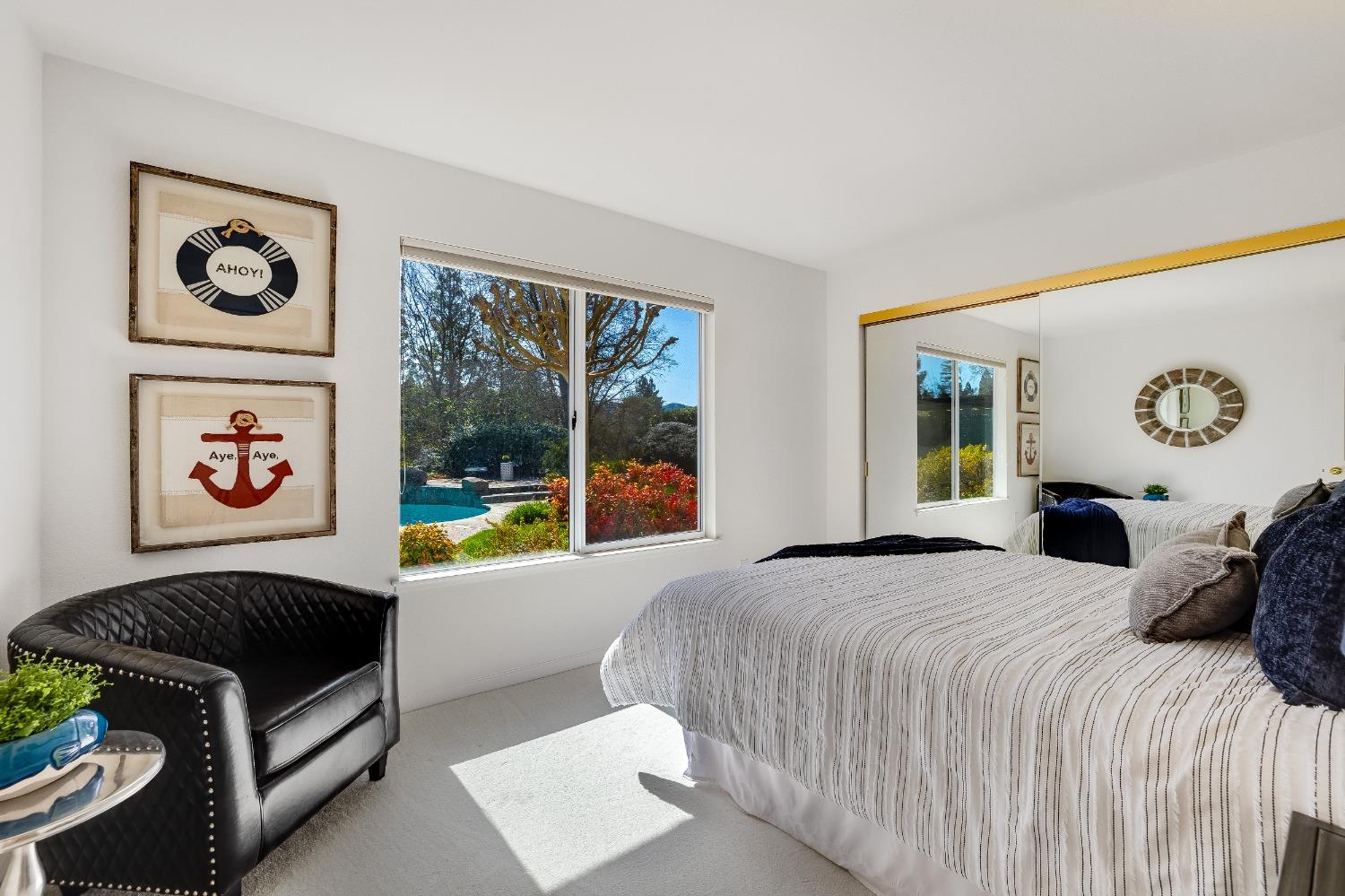 2217 Ridgepointe Court