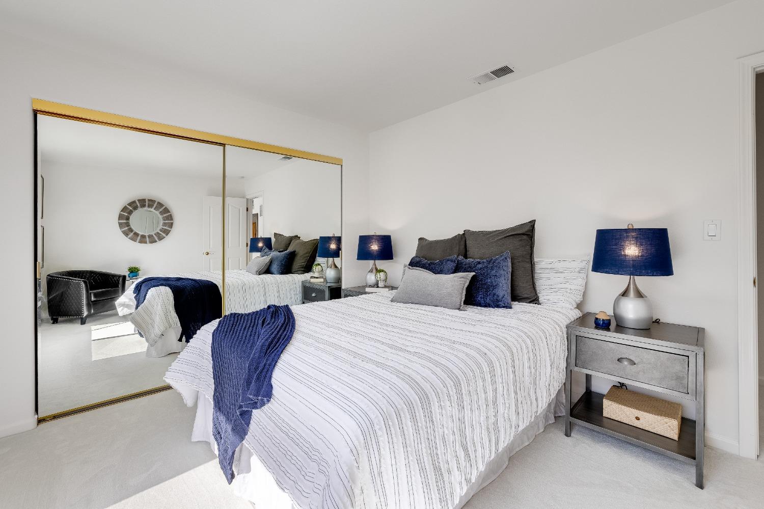 2217 Ridgepointe Court