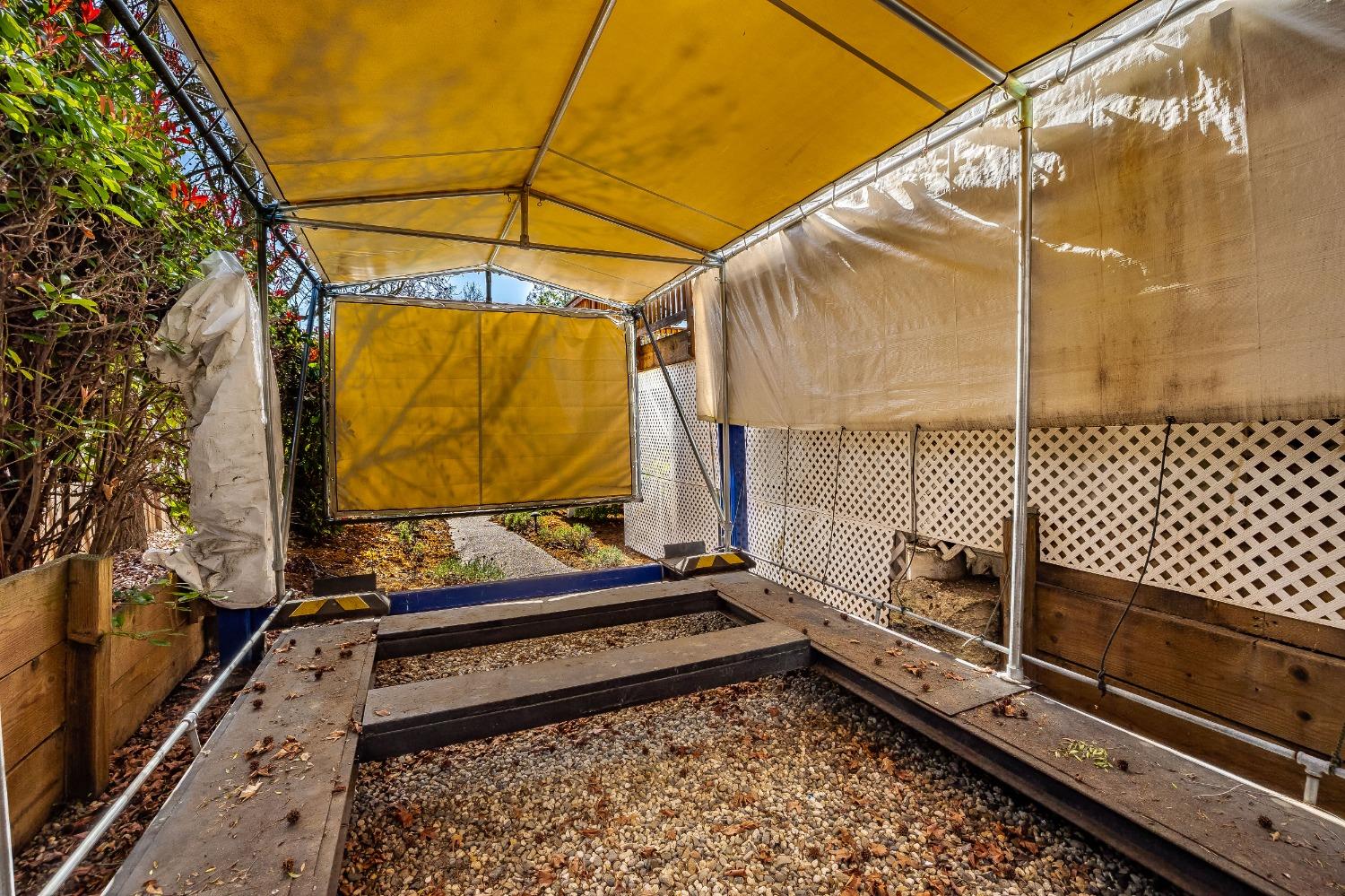 2217 Ridgepointe Court