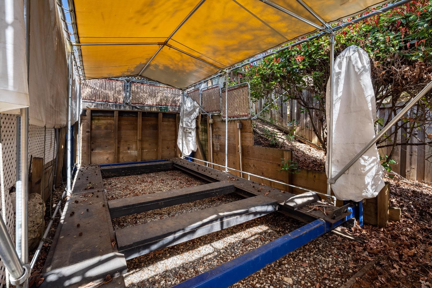 2217 Ridgepointe Court