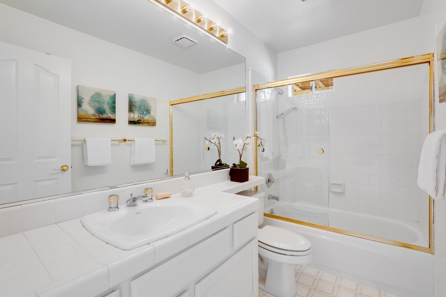 2217 Ridgepointe Court