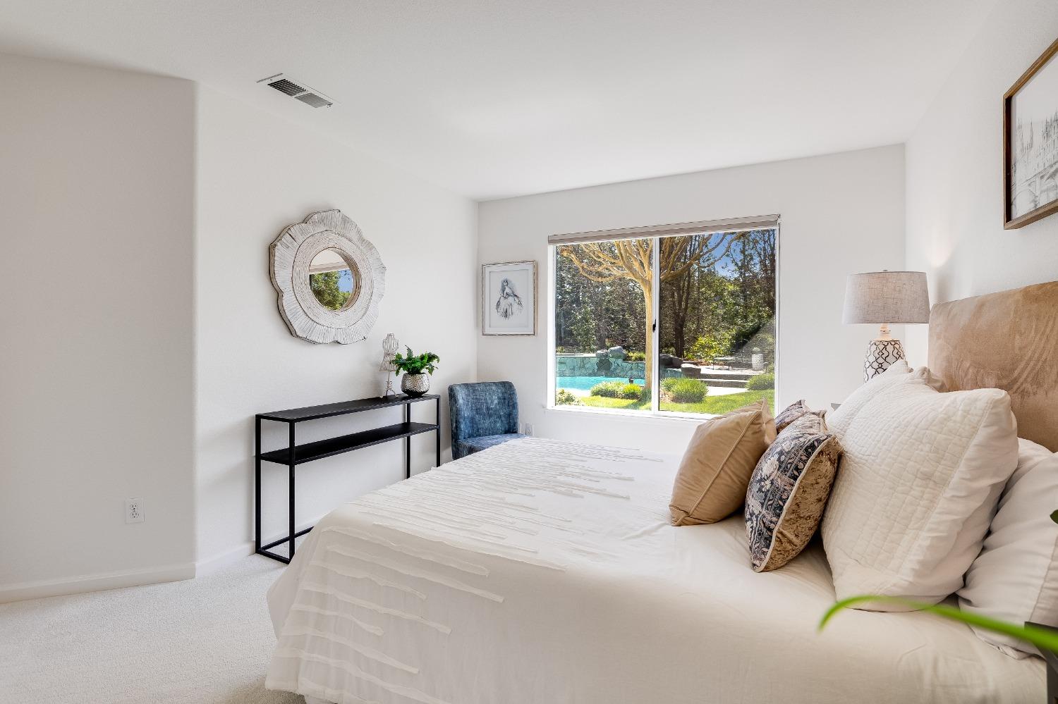 2217 Ridgepointe Court