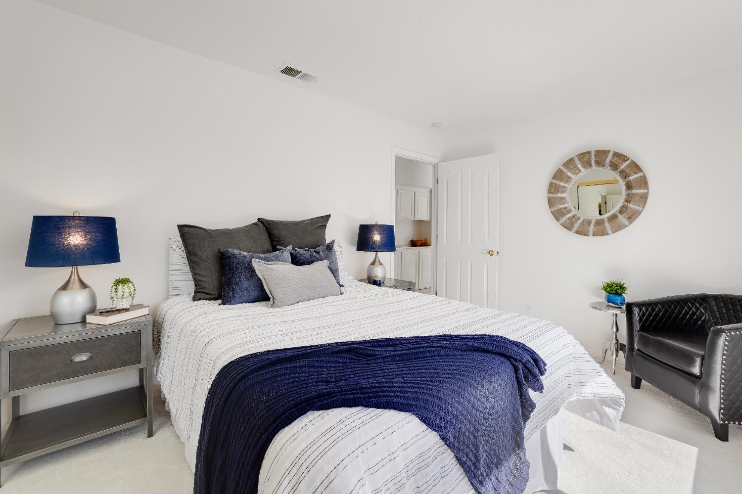 2217 Ridgepointe Court