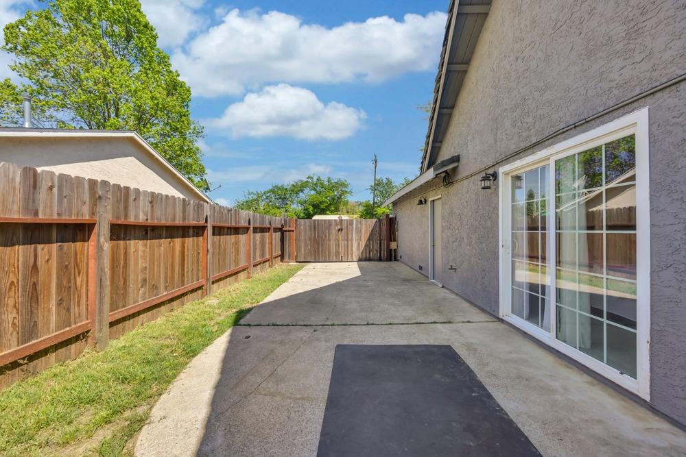 13657 Fair Oaks Boulevard