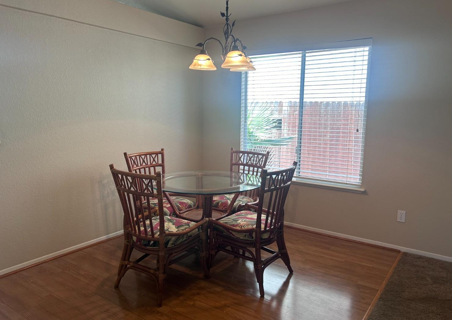 1622 Jonquil