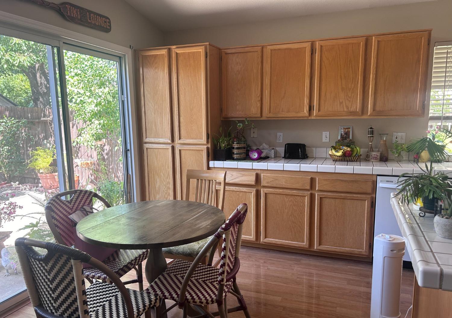 1622 Jonquil