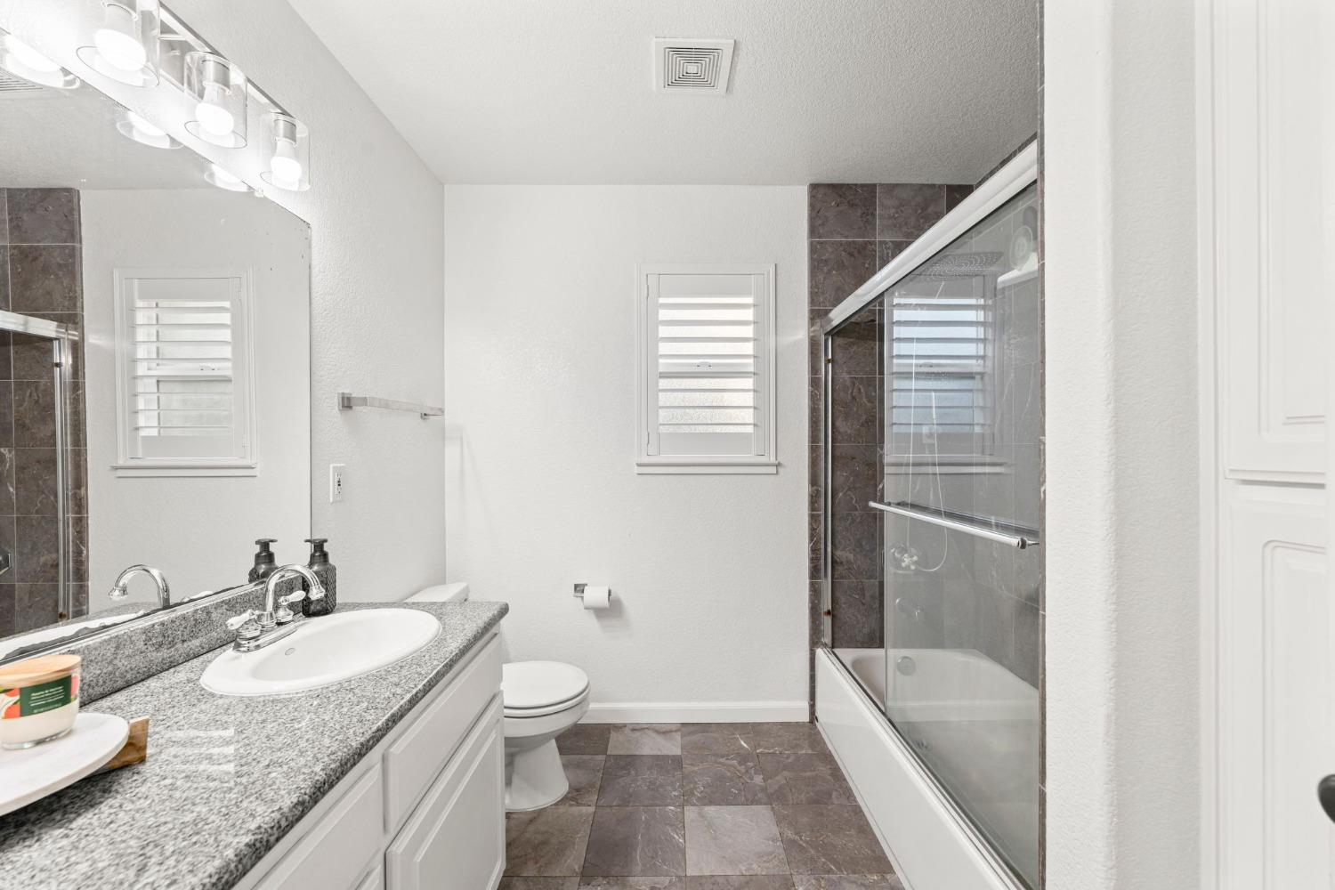 935 King Richard Court
