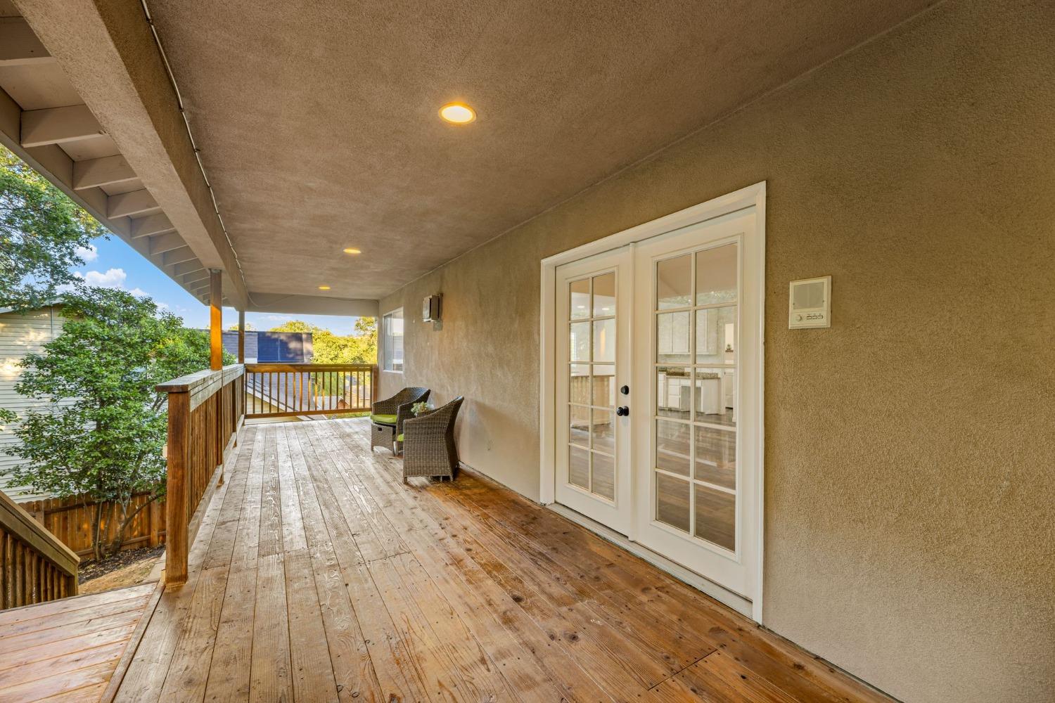 935 King Richard Court
