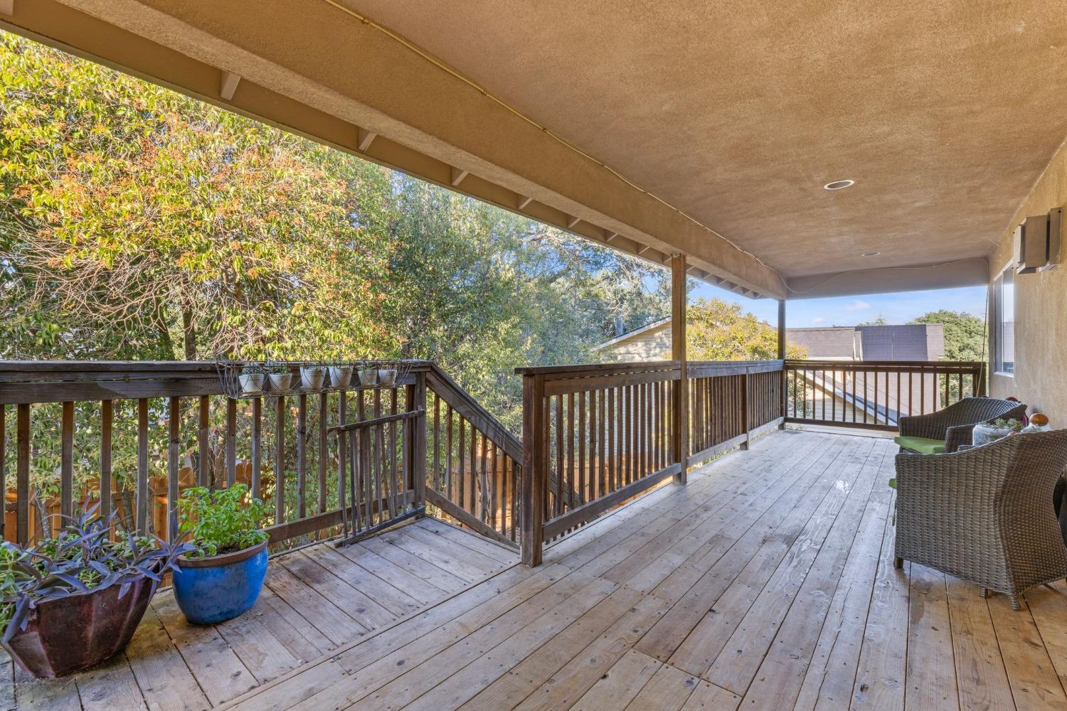 935 King Richard Court