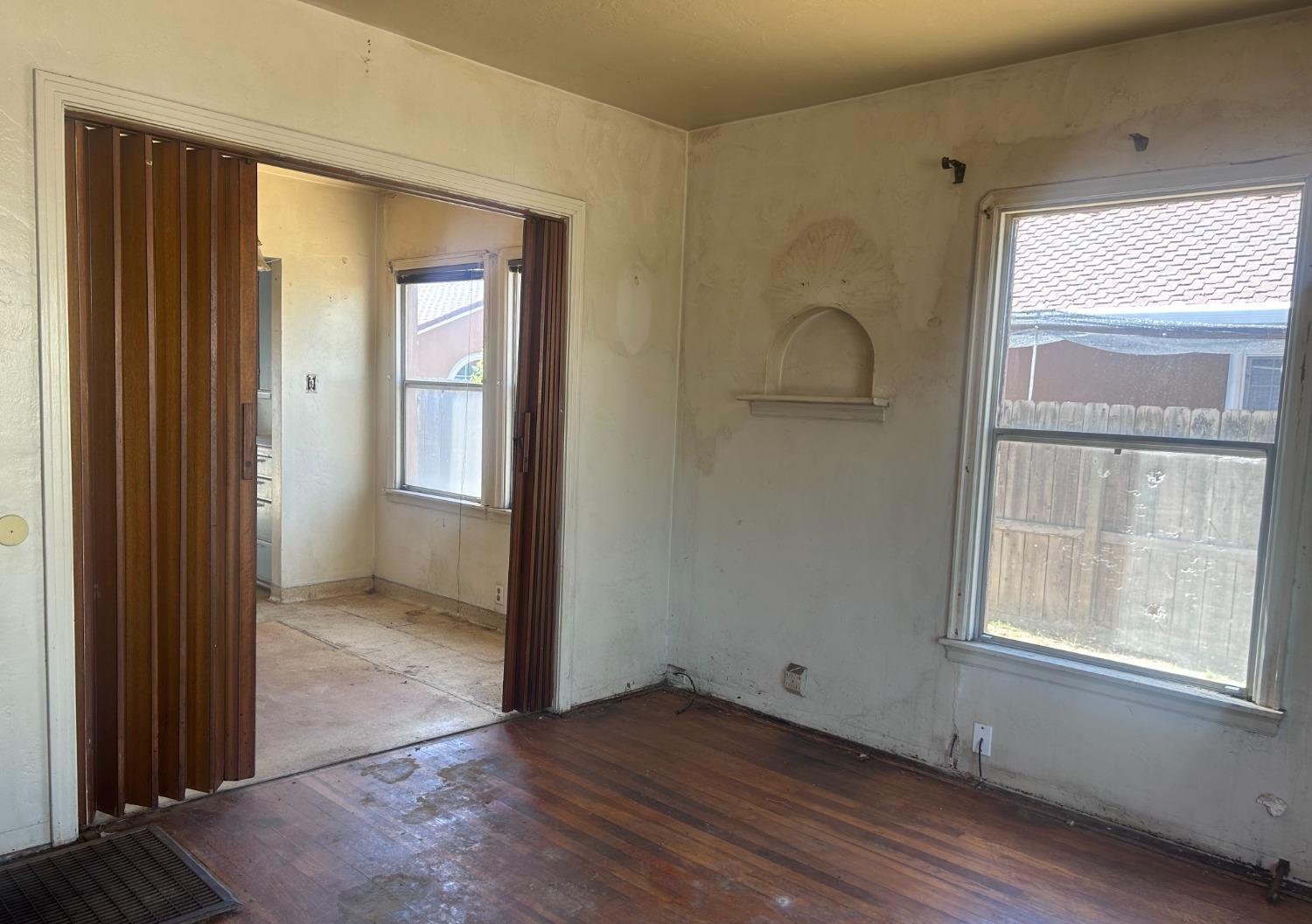 50 N Cluff Avenue