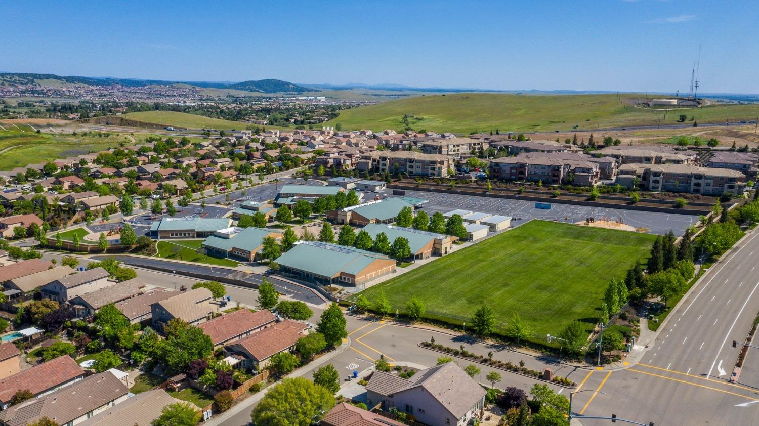 1300 Moon Circle 1323