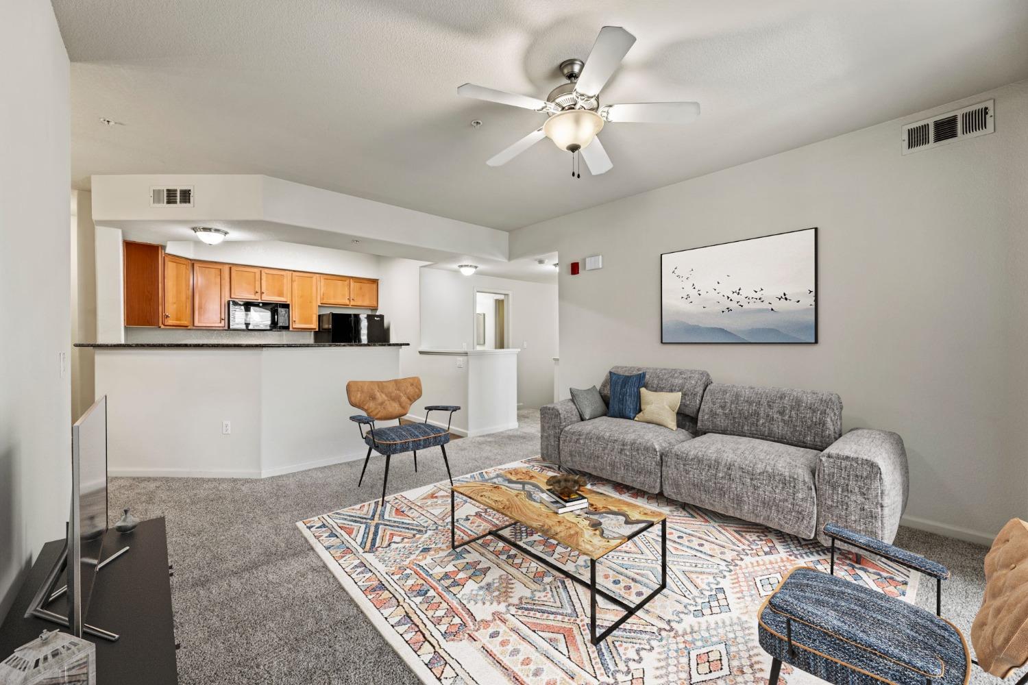 1300 Moon Circle 1323