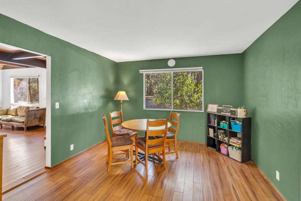 6075 Dolly Varden Lane