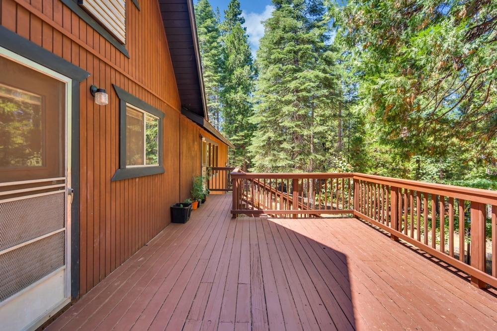 6075 Dolly Varden Lane