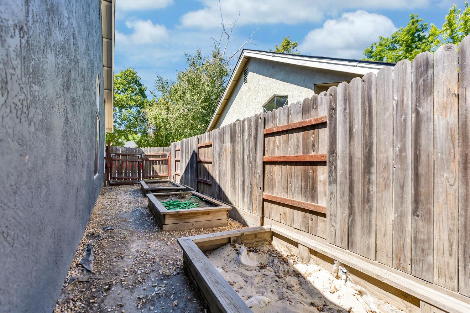 6313 Alpinespring Way