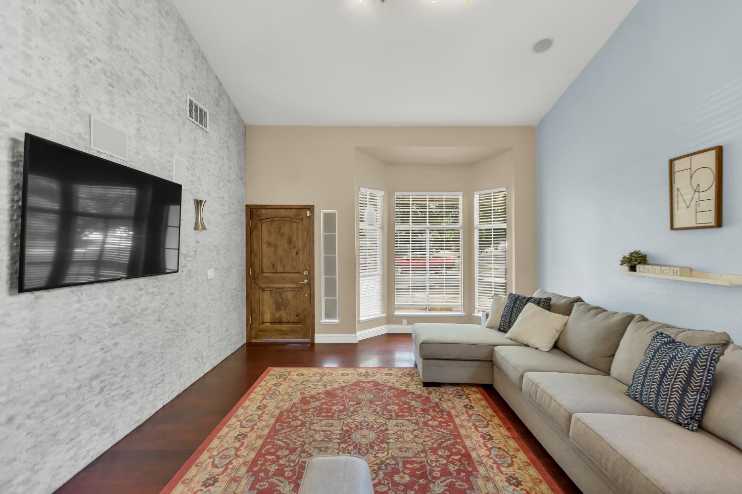 6313 Alpinespring Way