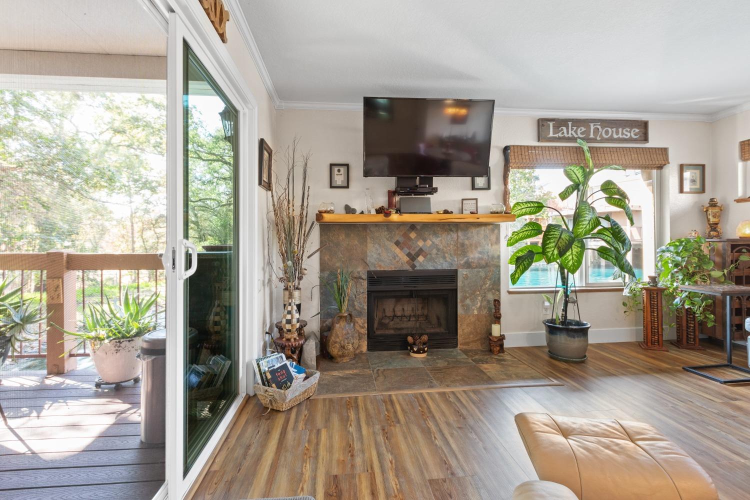 8044 Arcade Lake Lane