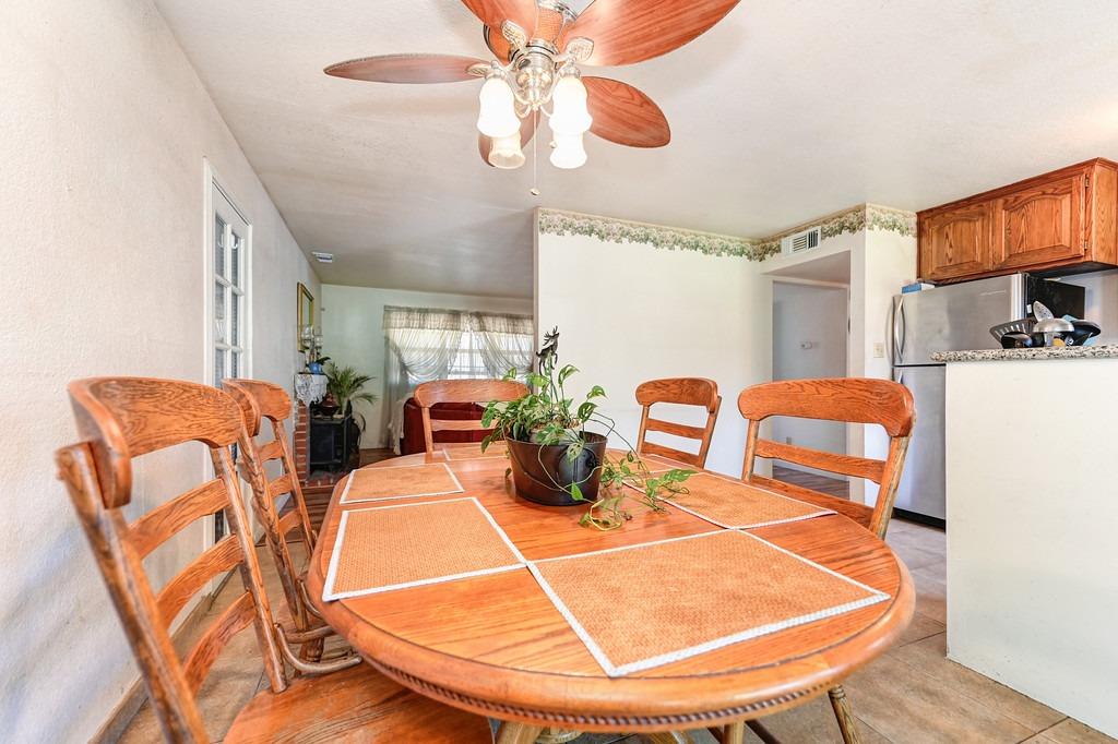 701 Oak Ridge Drive