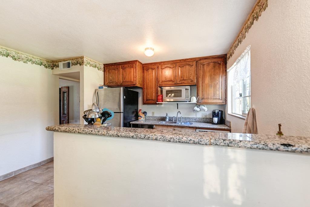 701 Oak Ridge Drive