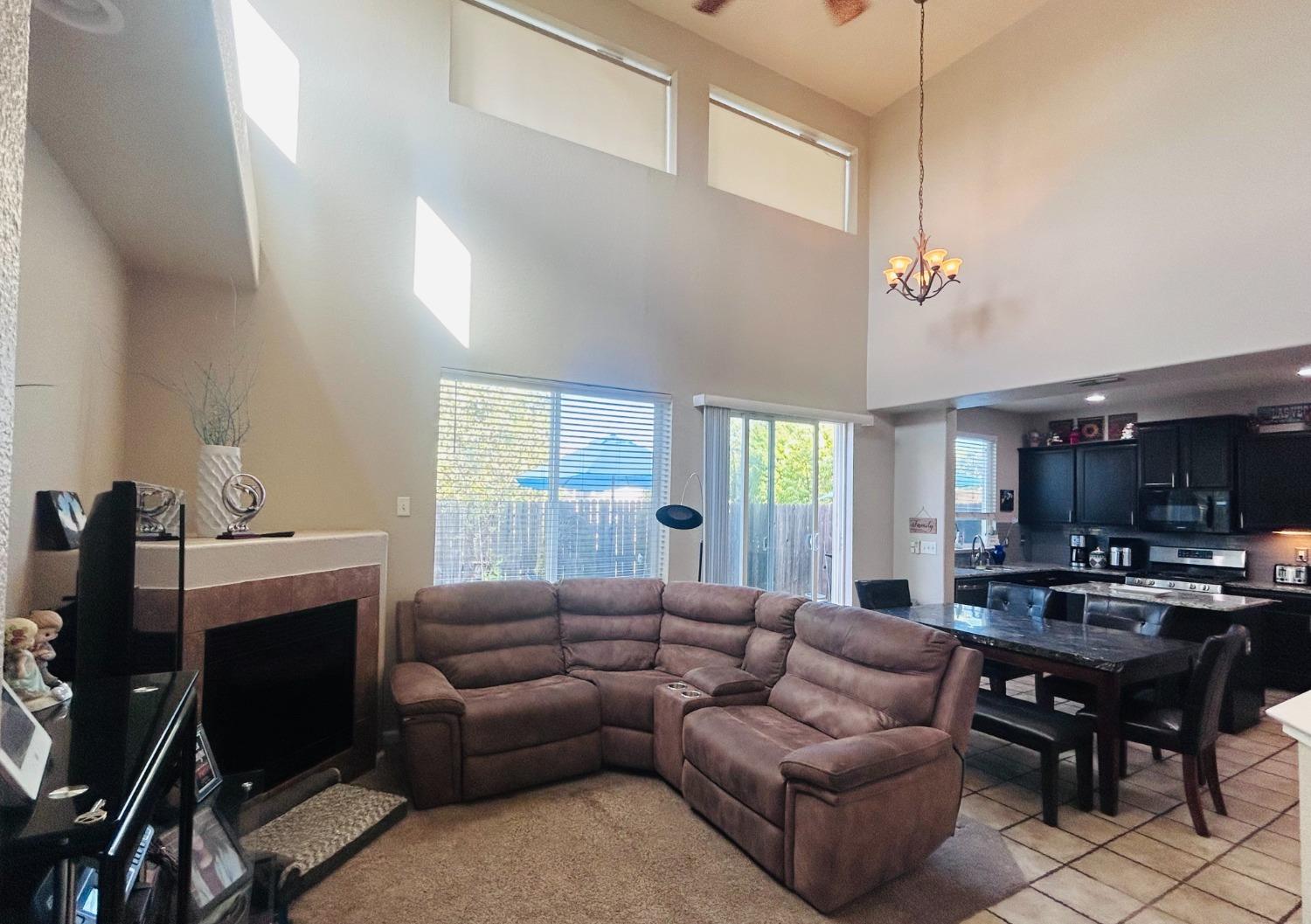 2585 Chesapeake Bay Circle