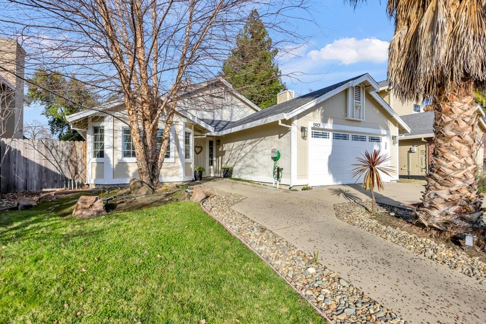 5901 Rightwood Way