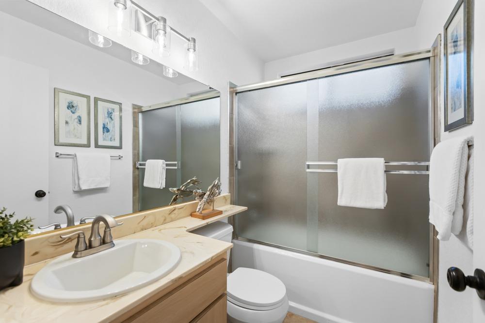 2606 Deer Trail Lane