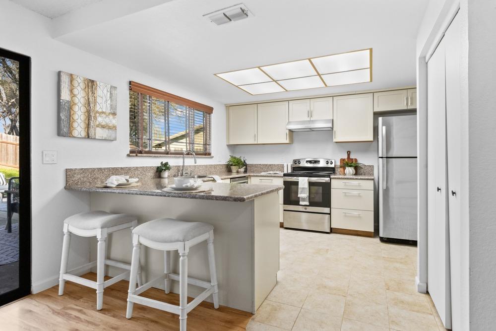 2606 Deer Trail Lane