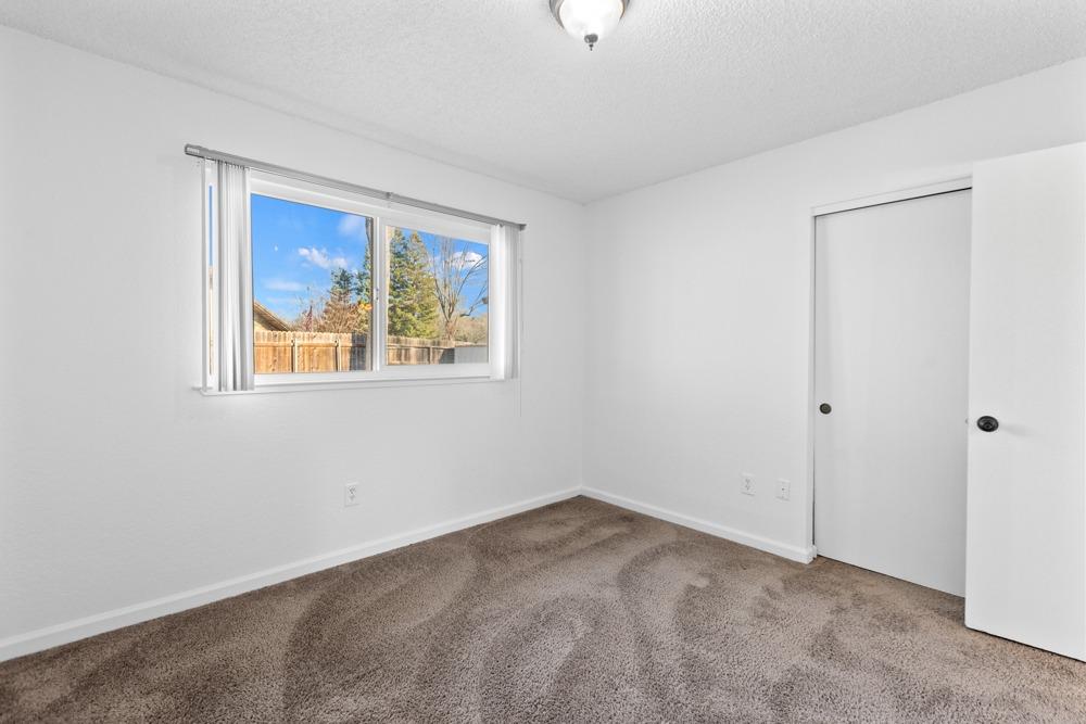 2606 Deer Trail Lane