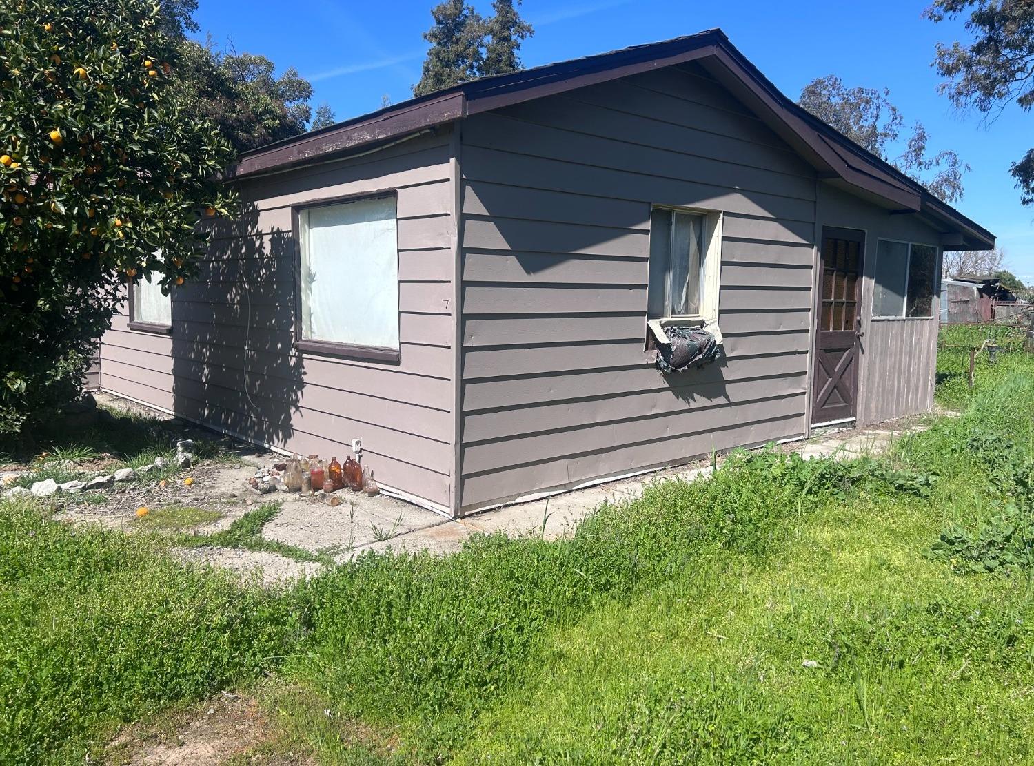 25707 Deck Road