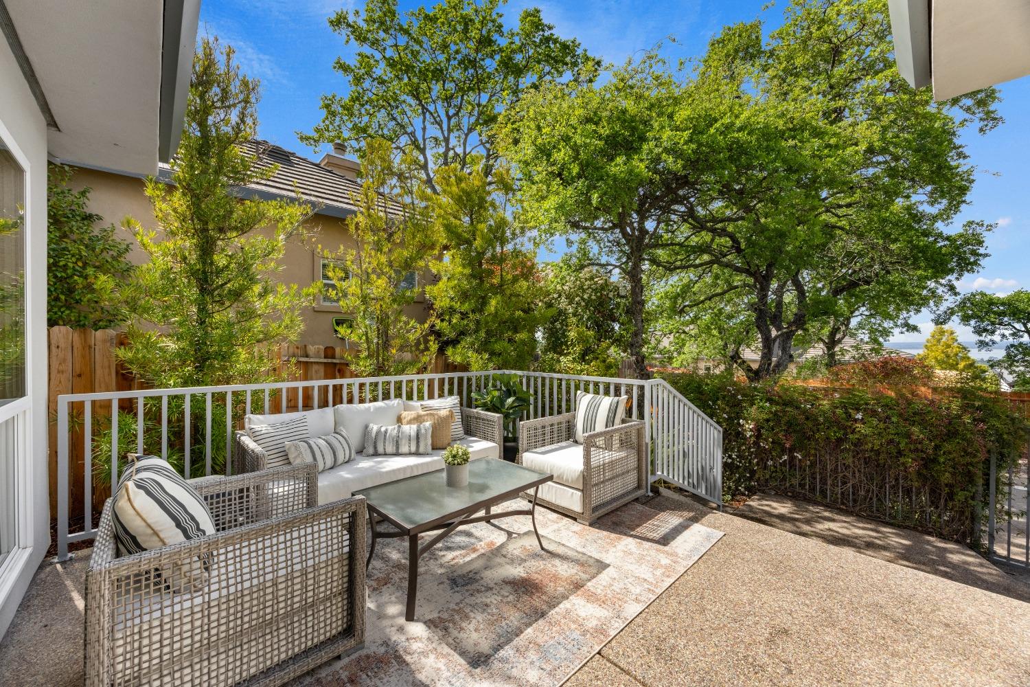 3346 Knollridge Drive