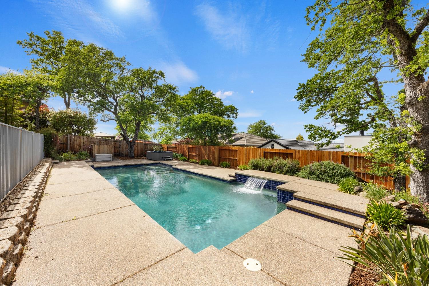 3346 Knollridge Drive