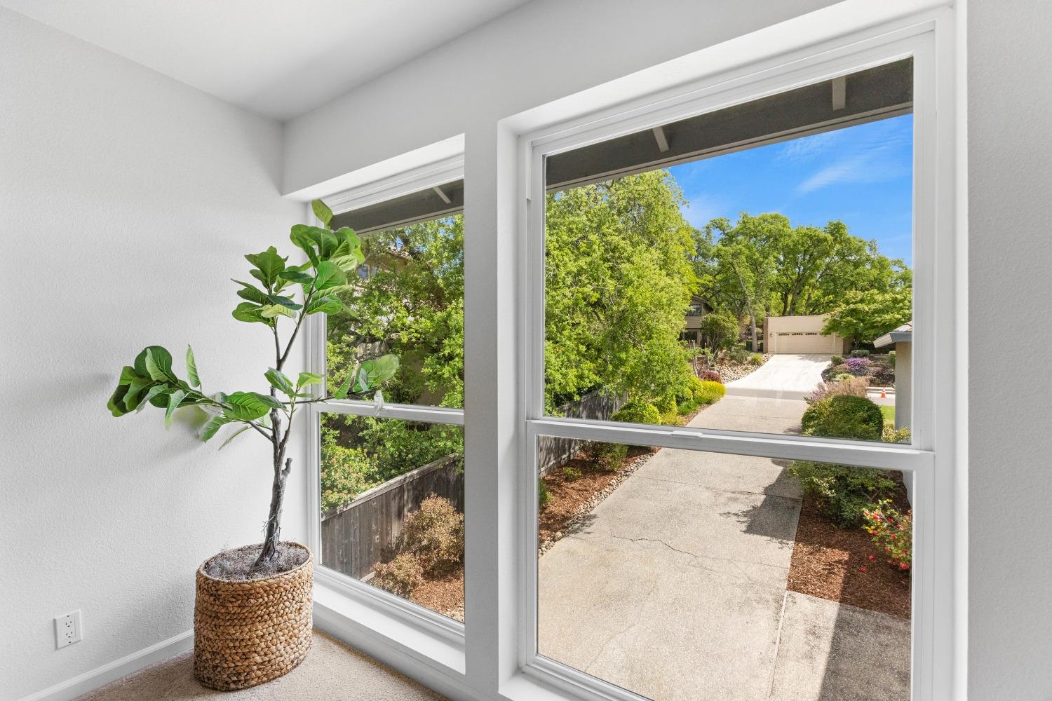 3346 Knollridge Drive