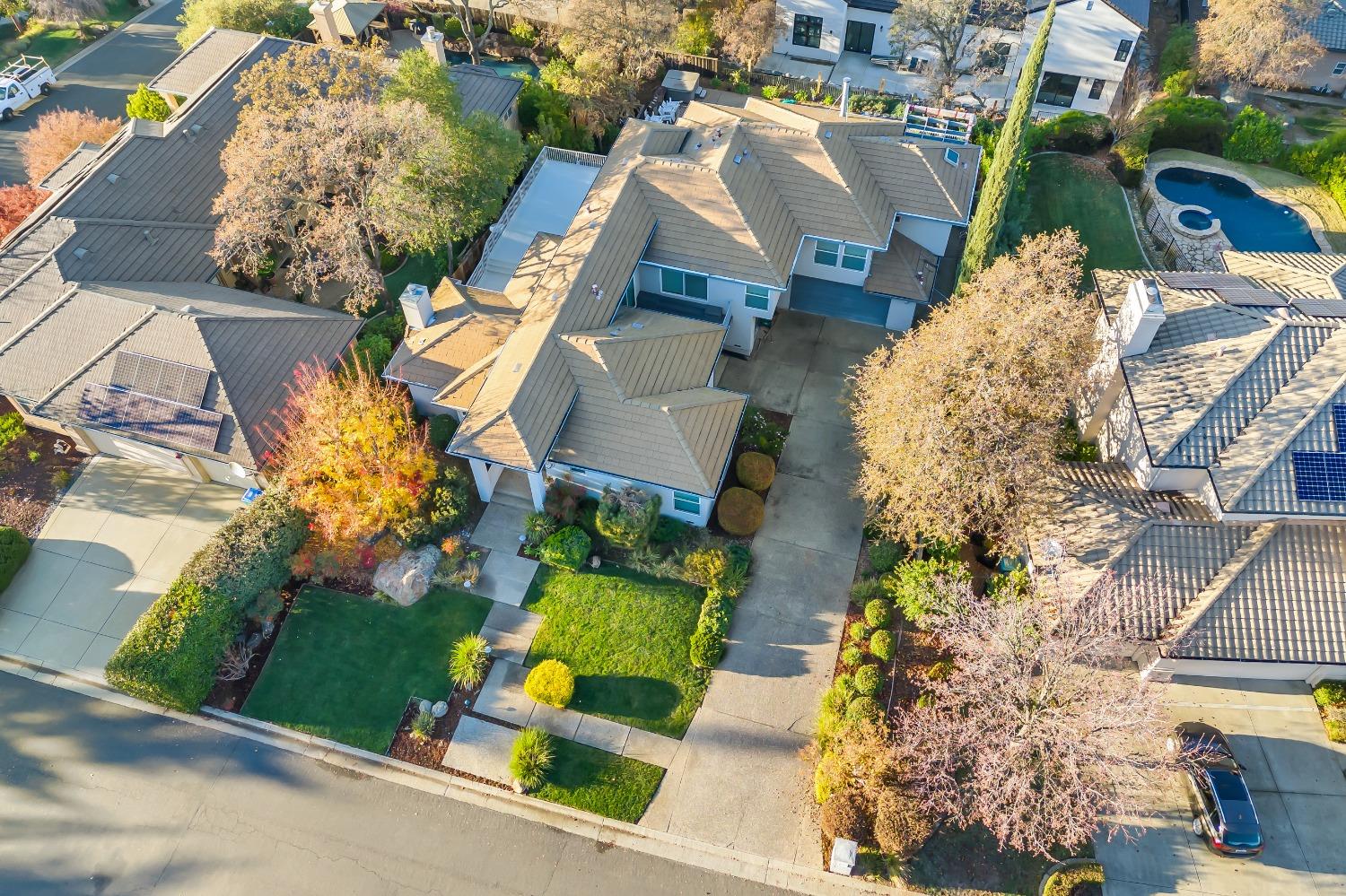 3346 Knollridge Drive