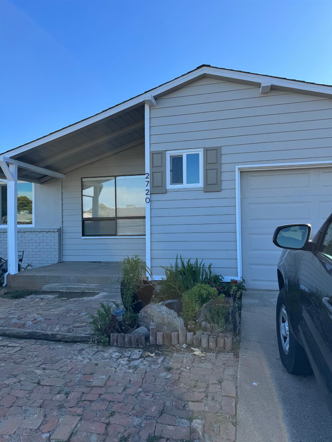 2720 Aramon Drive